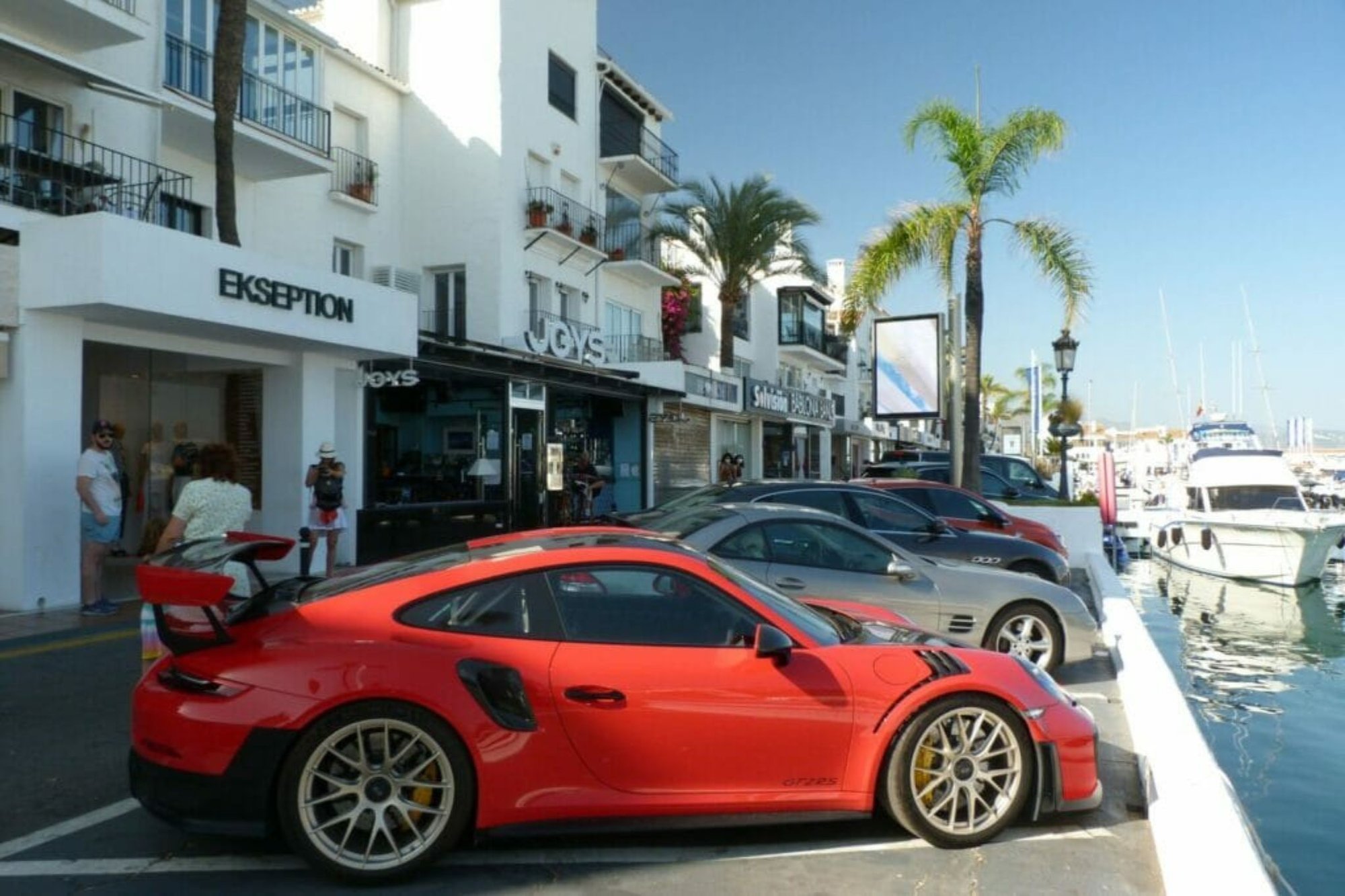 Puerto Banús Marbella Luxusní nákupy španělsko výlety památky Costa del sol